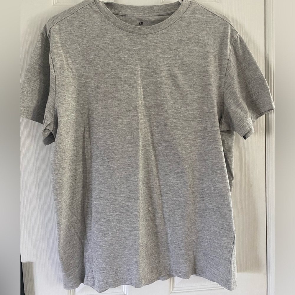 H&M Size M Shirt, Barely Worn